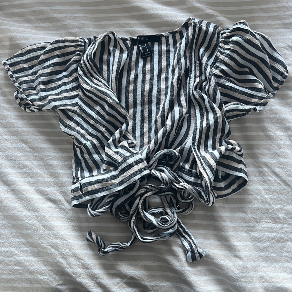 Forever21 - Crop Top